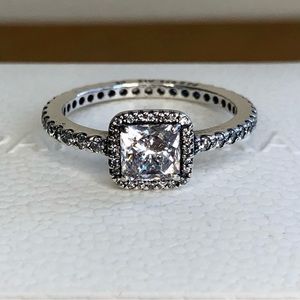 Pandora Timeless Elegance Ring Size 7.5/56